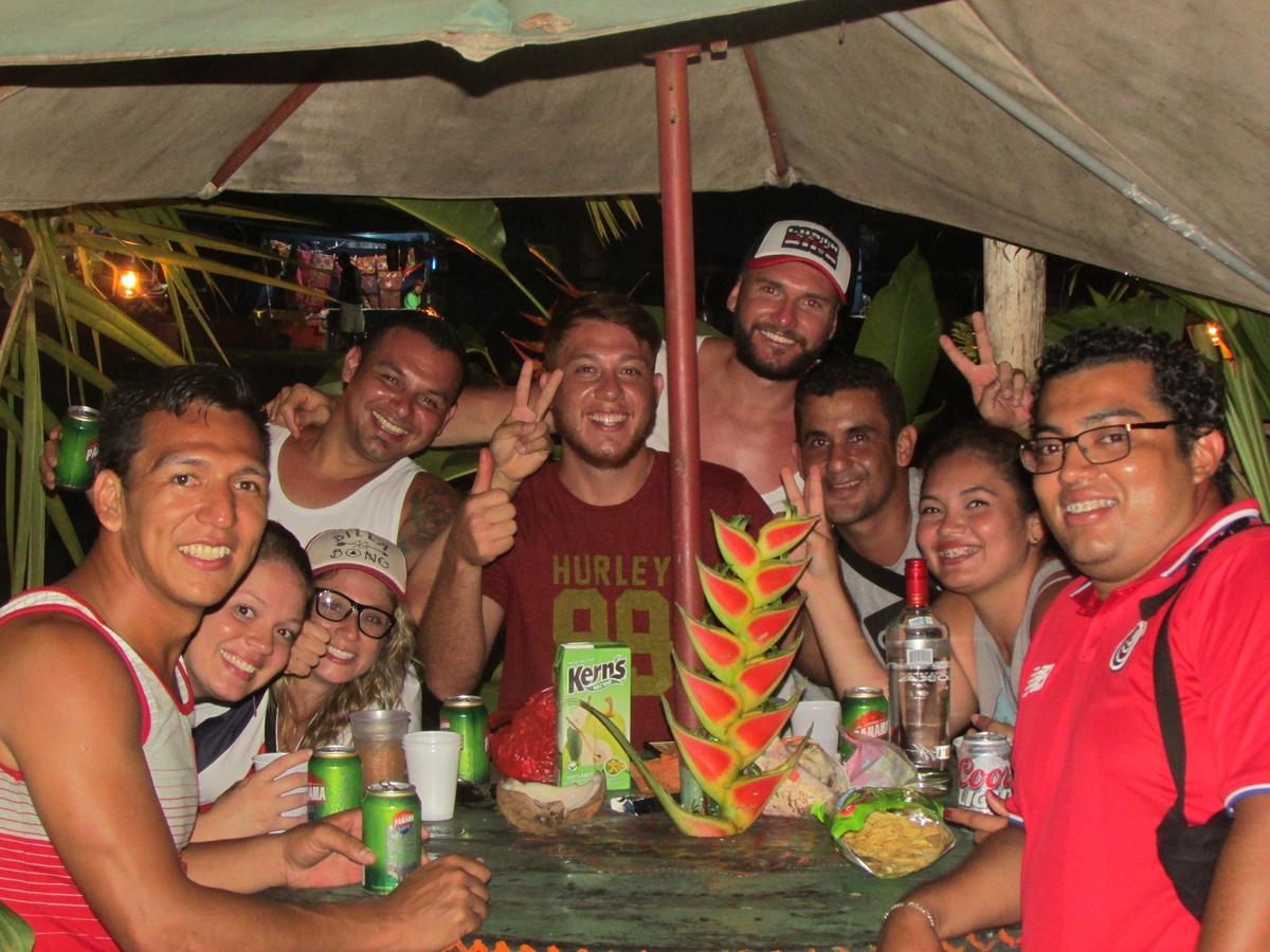 Coconut Hostel Bocas Town Екстер'єр фото